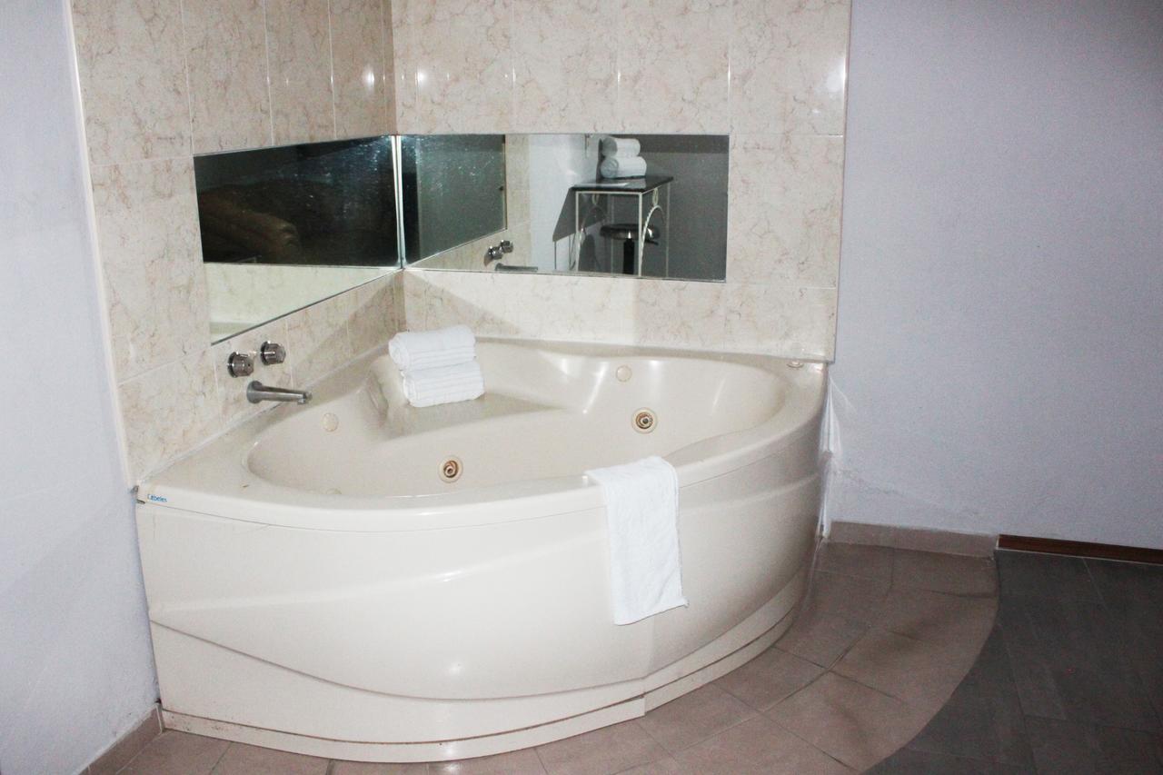 Tlaltenango de Sanchez Roman Cobo'S Auto Motel Tlaltenago מראה חיצוני תמונה